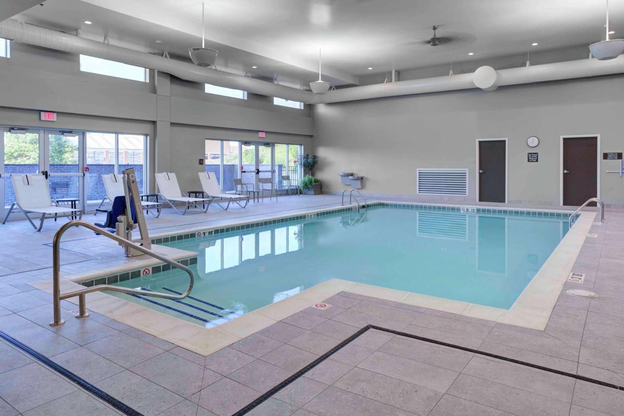 Homewood Suites By Hilton Lansing Eastwood Kültér fotó